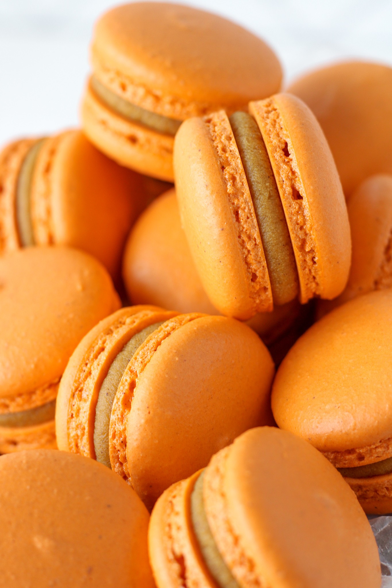 Pumpkin Spice Macaron 6-pack